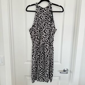 NEW LAVINA | Black and White Floral Dress